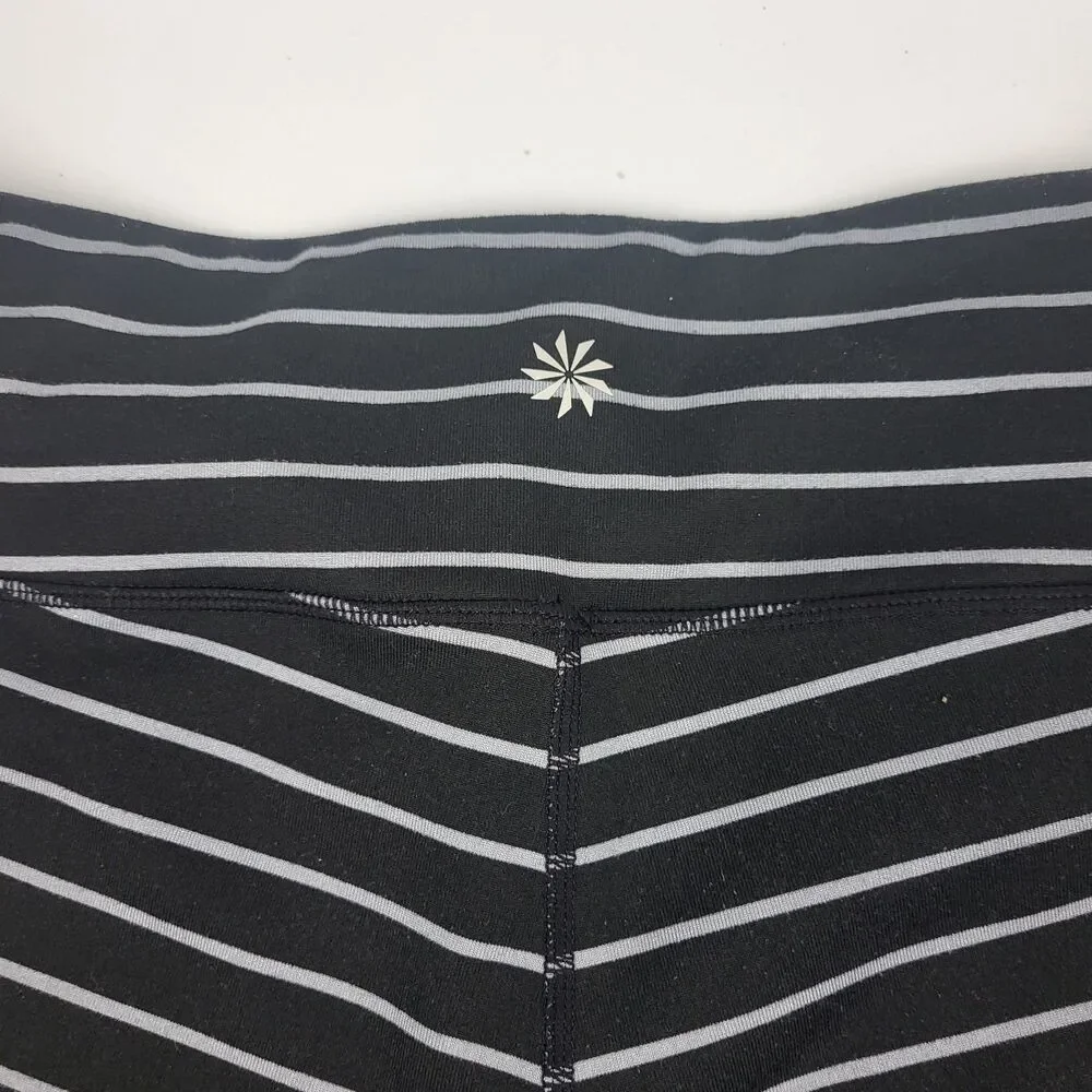 Athleta Striped Chaturanga Capri Leggings High rise Size large Black